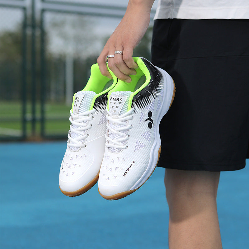 Damen Hochleistungs-Tennis-Schuhe mit dämpfendem Fußbett und atmungsaktiver Obermaterialstruktur