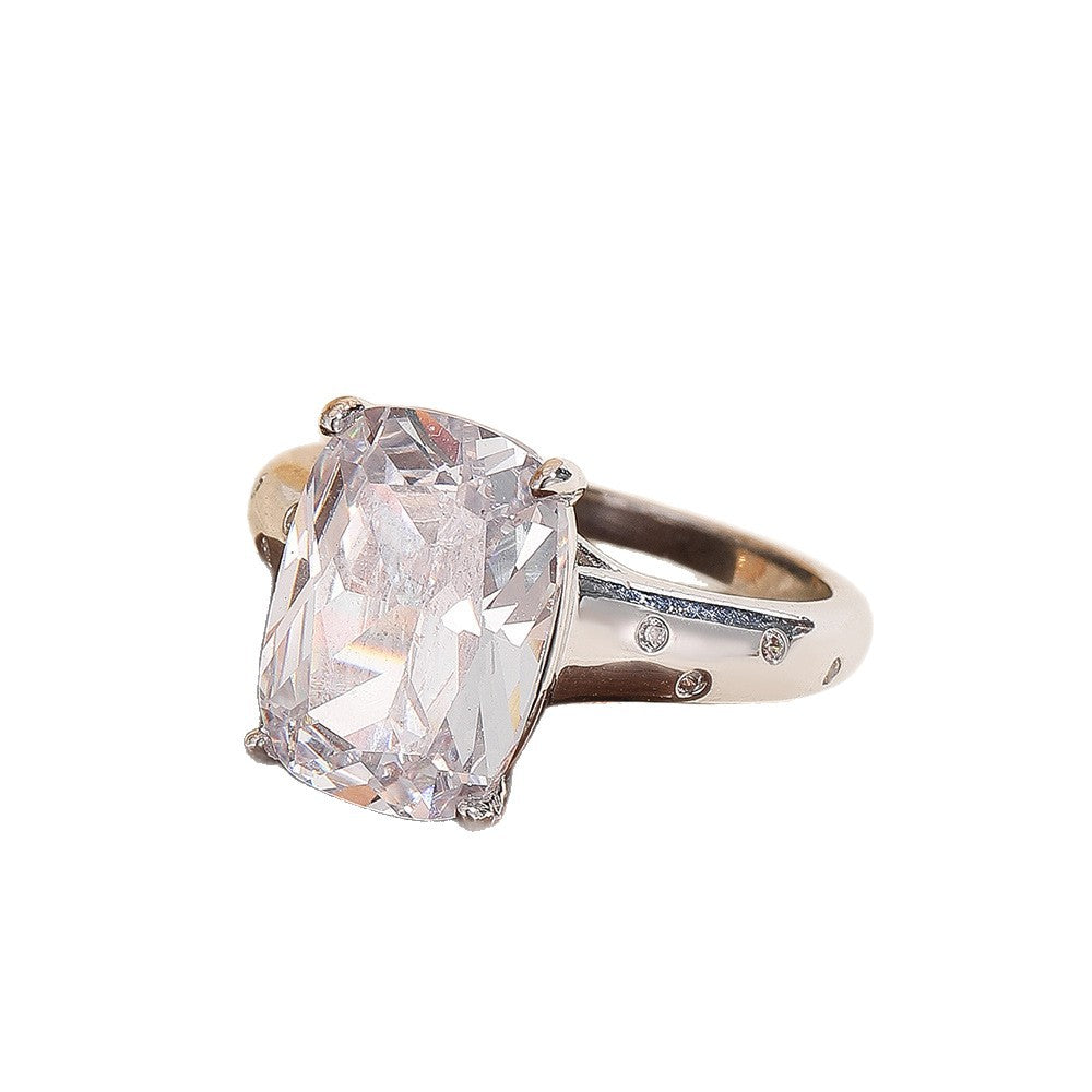 Damen eleganter Goldring mit facettiertem Kristall Shop Nory