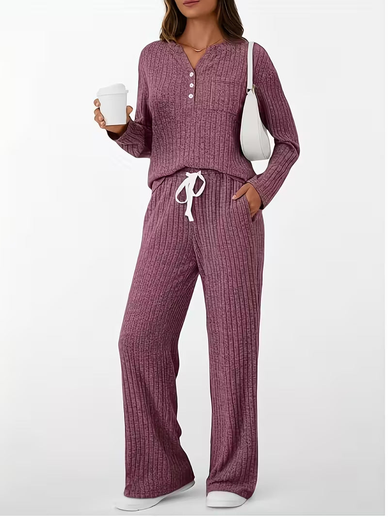 Damen Geripptes Entspannungs-Set mit Henley-Oberteil und weiter Kordelhose Shop Nory