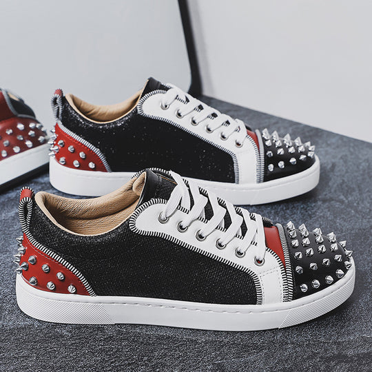 Damen glitzernder Low-Top Sneaker mit spitzem Nietenbesatz und gepolstertem Lederfutter Shop Nory