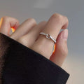 Damenring mit elegantem Verbindungsdesign und funkelnden Zirkonia Shop Nory