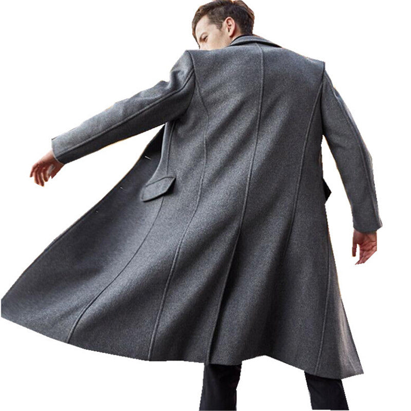 Herren eleganter Wollmantel mit modernem Schnitt und praktischen Taschen