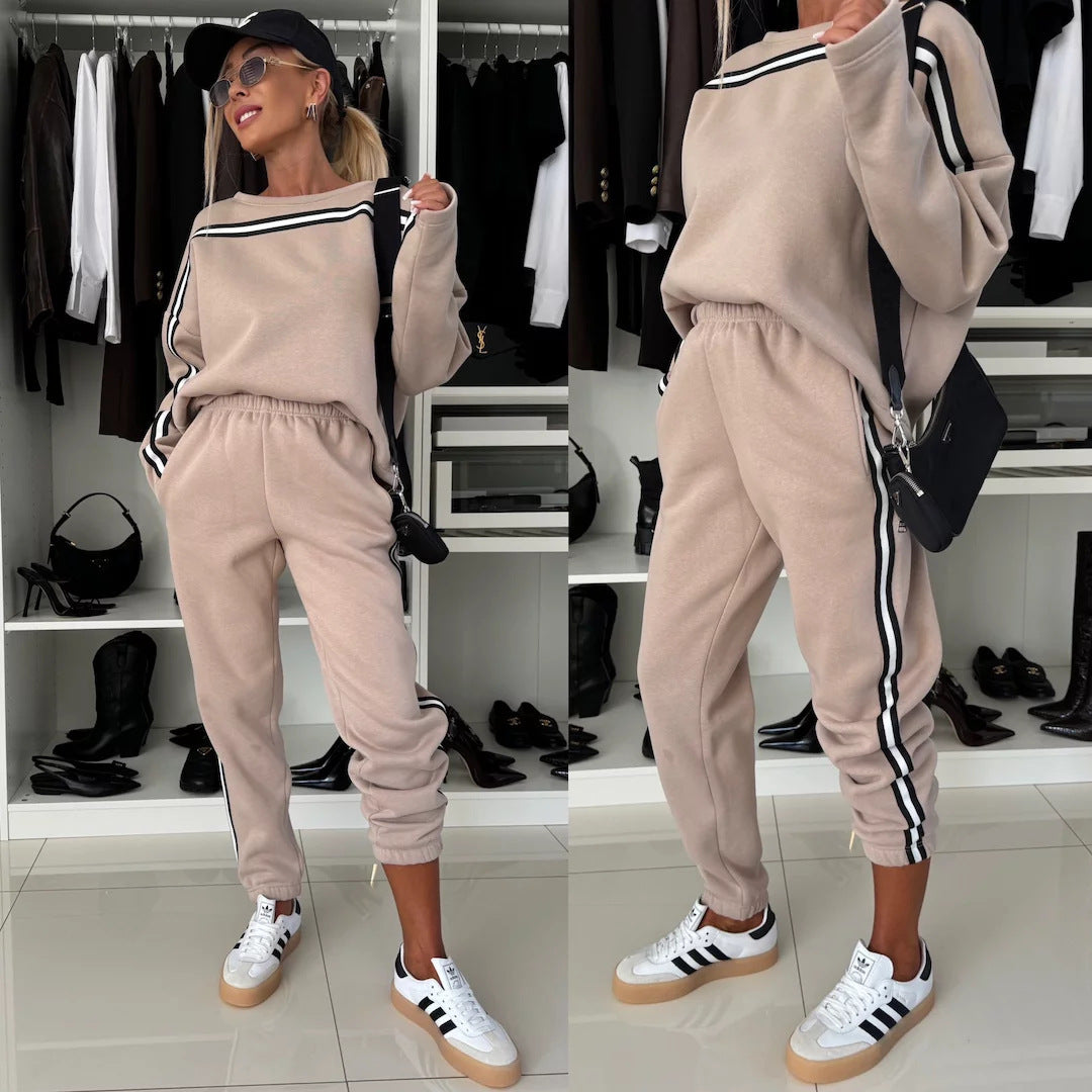 Damen sportives Lounge-Set mit gestreiften Seitenstreifen, oversized Sweatshirt und elastischer Jogginghose Shop Nory