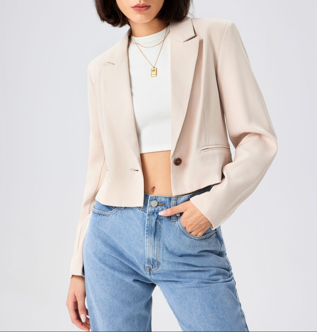 Damen Kurzblazer im Cropped‑Schnitt mit Reverskragen und ein‑Knopf‑Verschluss Shop Nory