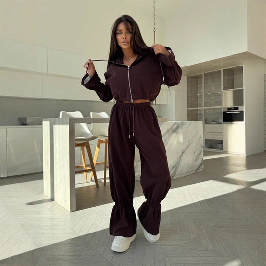 Damen Cropped-Kapuzenjacke mit Reißverschluss und taillierter Tunnelzug-Jogginghose Shop Nory