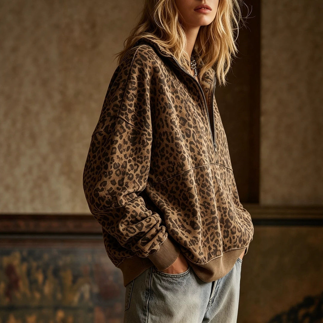 Damen Oversize Sweatshirt mit halbem Reißverschluss und Leo-Print Shop Nory