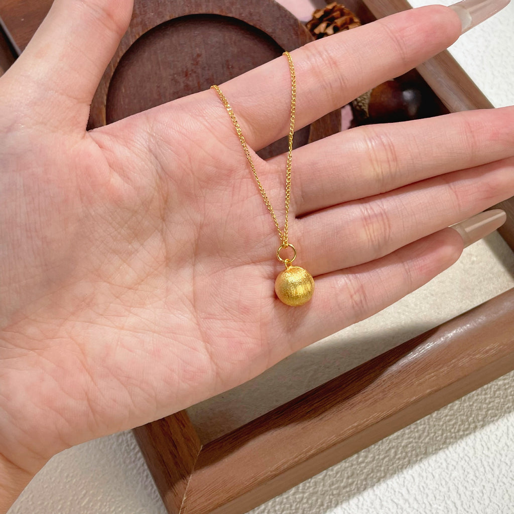 Damen Halskette mit geschmiedetem Kugel-Anhänger Shop Nory