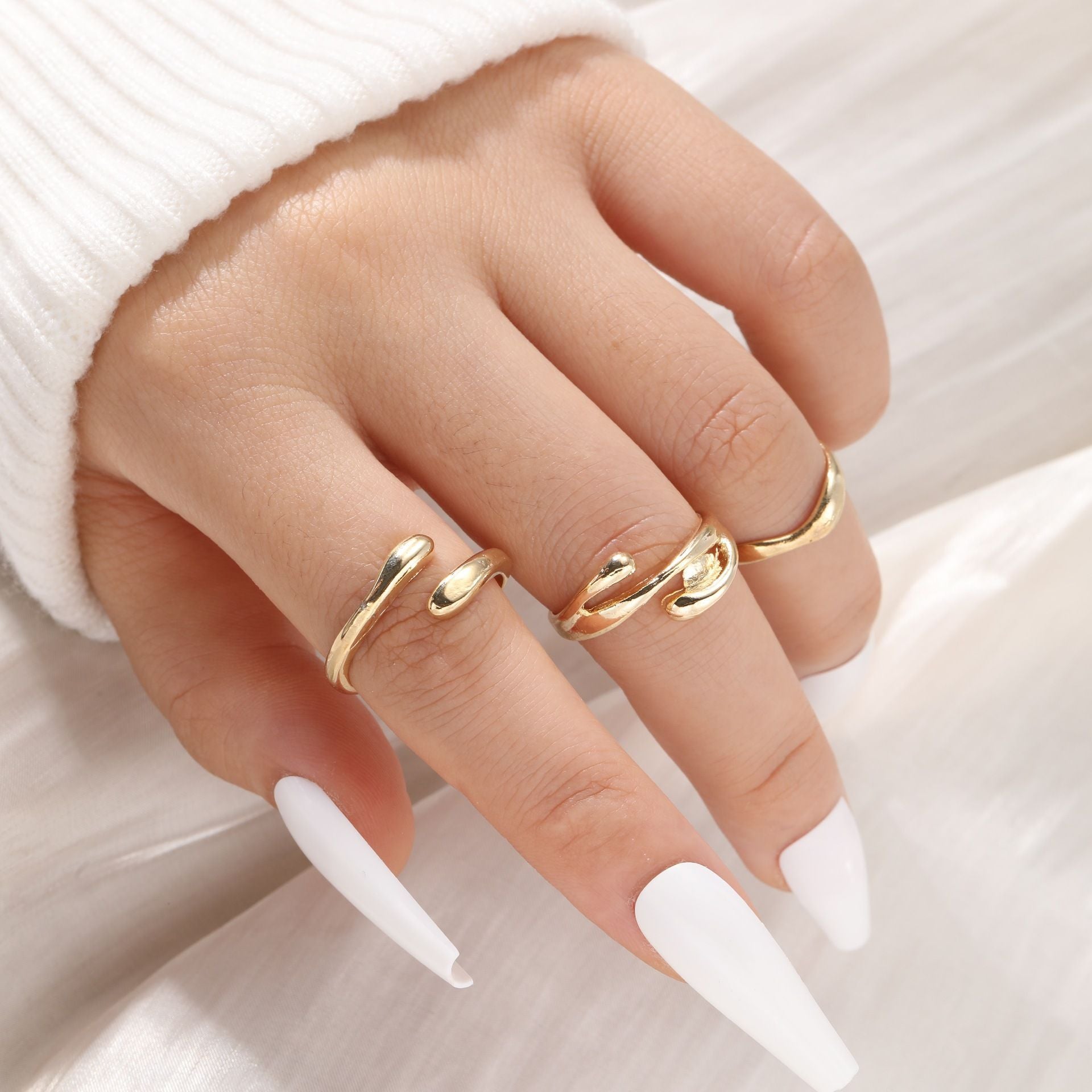 Damen Ring-Kollektion mit geschwungenen und eleganten Designs Shop Nory