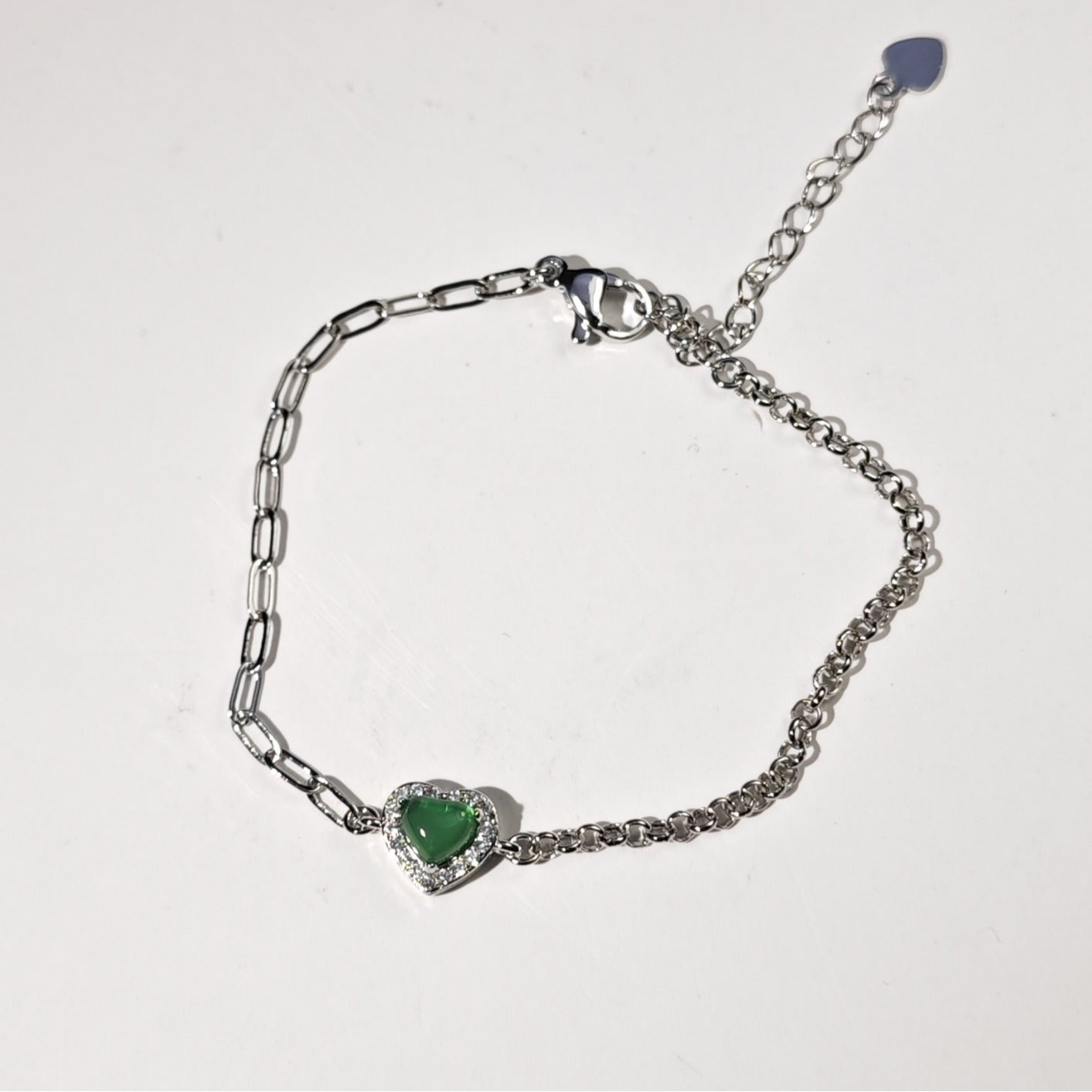 Damen Armband mit herzförmigem Edelstein und funkelnden Akzenten Shop Nory