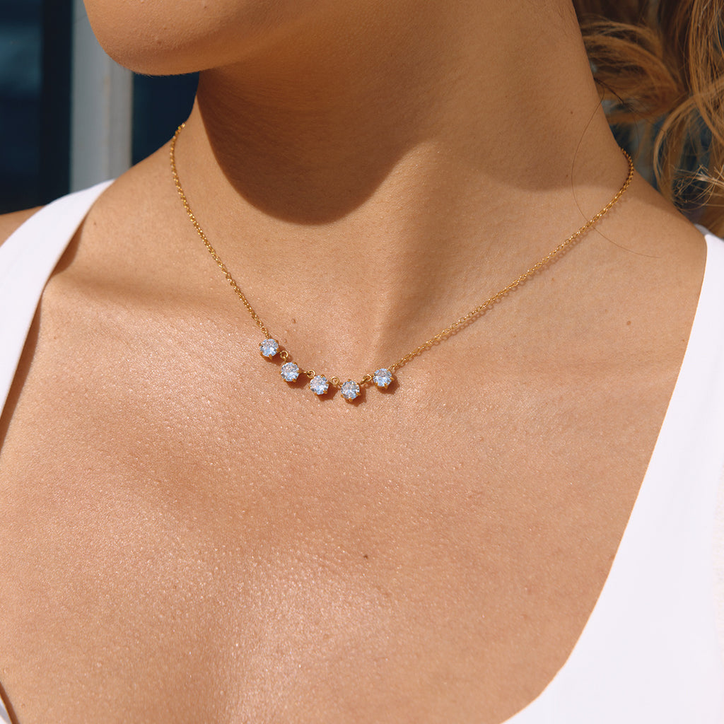 Damen Halskette mit funkelnden Zirkonia-Anhängern und verstellbarer Länge Shop Nory