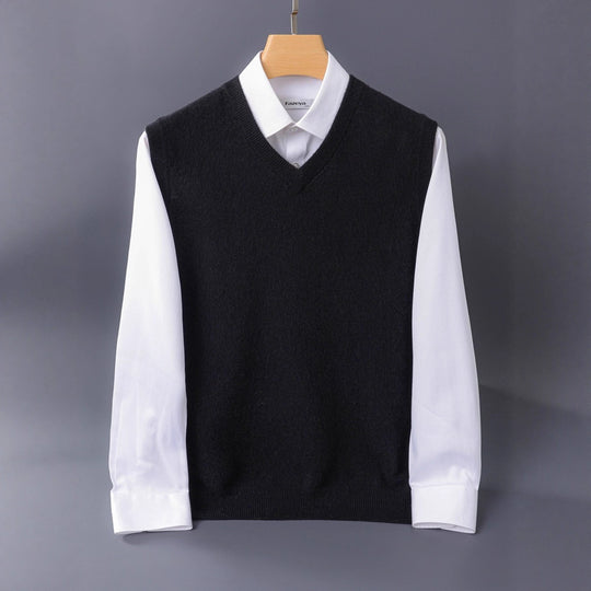 Herren Feine V‑Ausschnitt Strickweste aus Merino‑Blend mit geripptem Saum Shop Nory