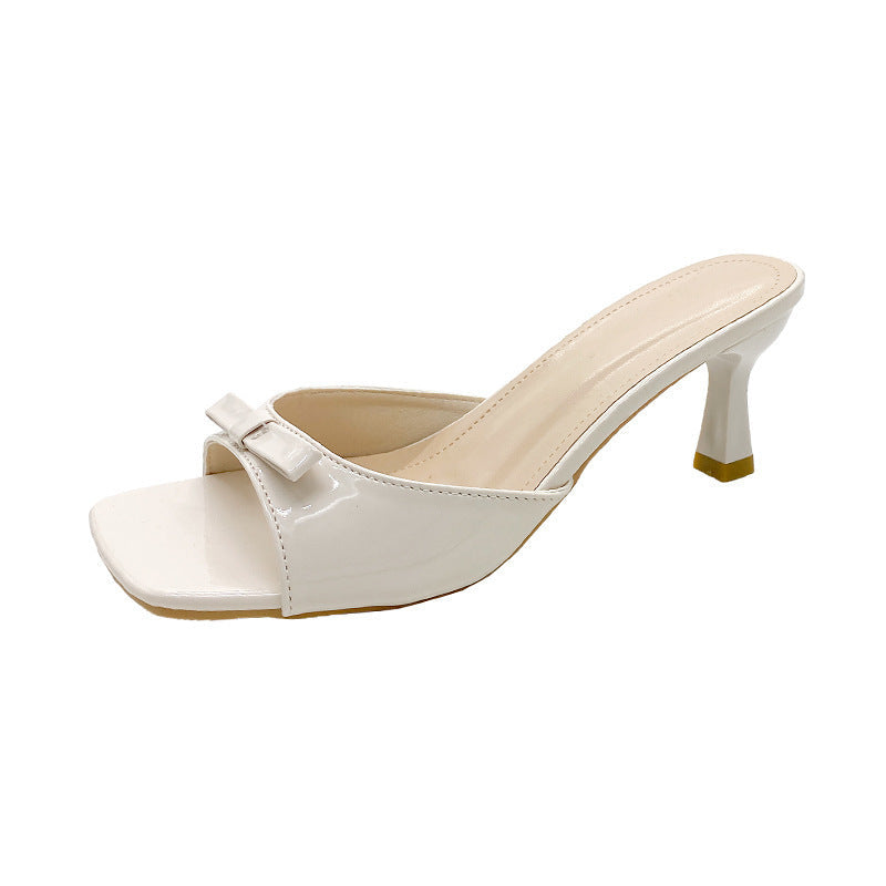 Damen elegante Absatzsandalen mit modischer Schleifenapplikation