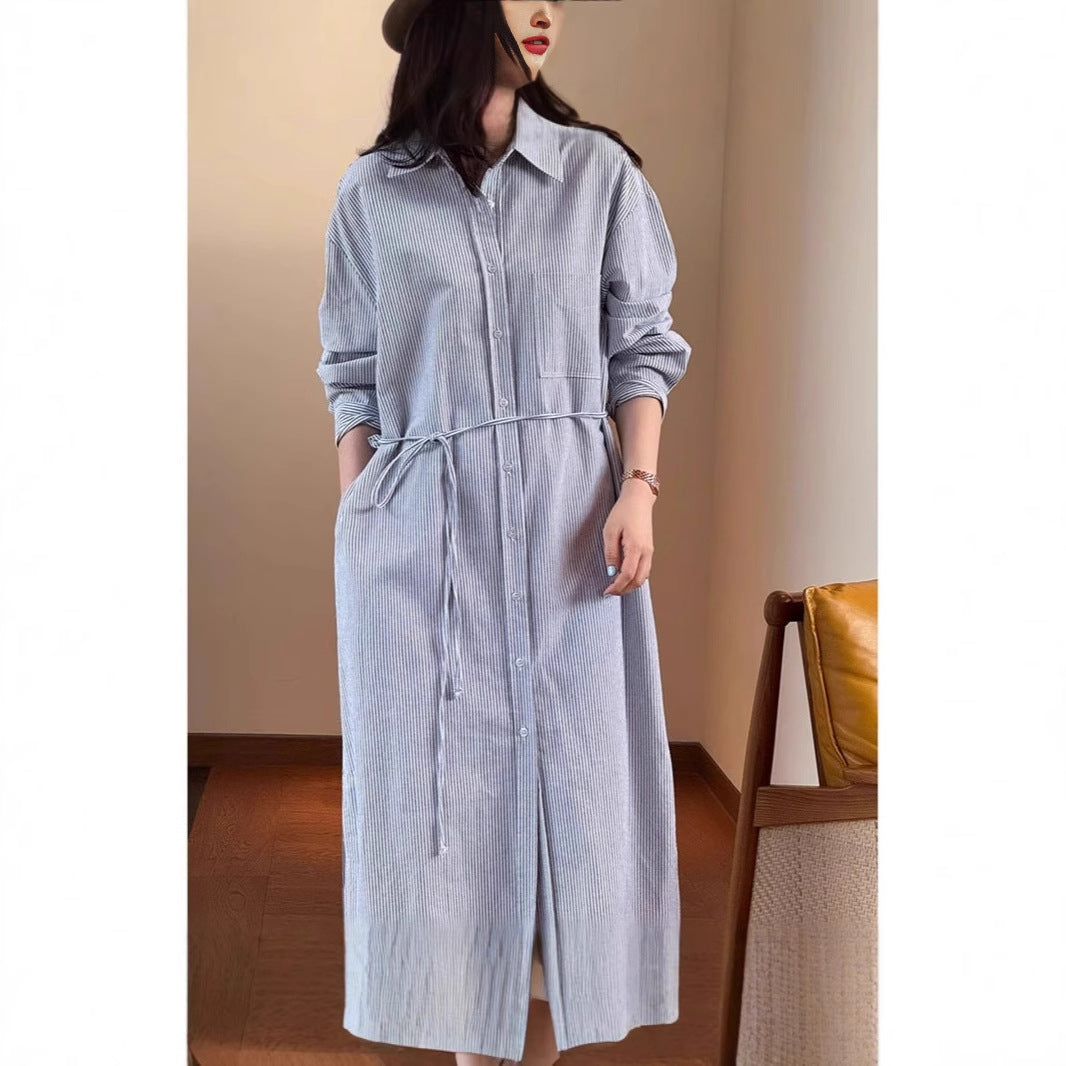 Damen Langes Hemdblusenkleid aus Popeline mit feiner Streifenstruktur, Kordel‑Taille und Seitenschlitzen Shop Nory