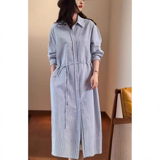 Damen Langes Hemdblusenkleid aus Popeline mit feiner Streifenstruktur, Kordel‑Taille und Seitenschlitzen Shop Nory