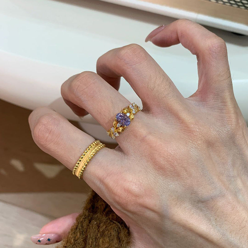 Damen eleganter goldfarbener Ring mit feinen strukturierten Mustern Shop Nory