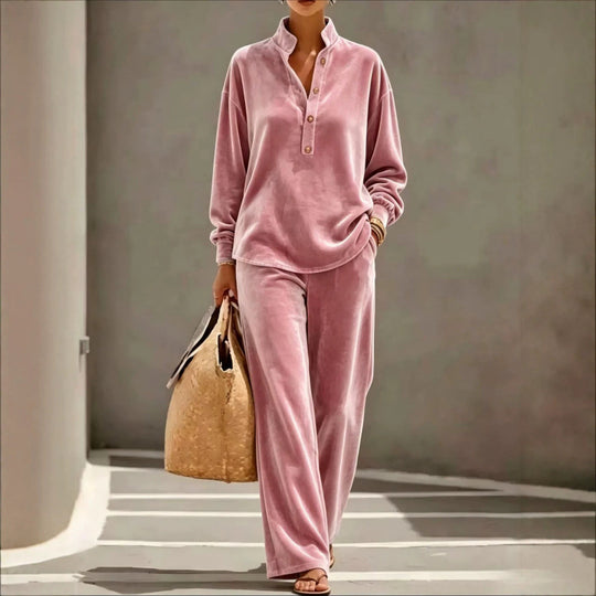 Damen Velours-Loungewear-Set mit Stehkragen-Henleytop und weiter Palazzohose Shop Nory