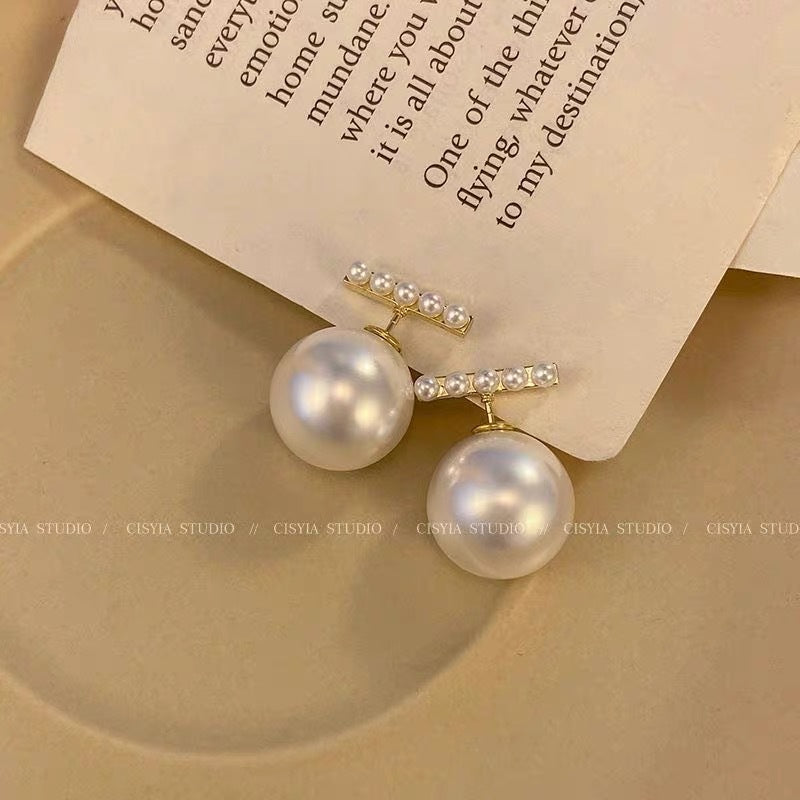 Damen Ohrstecker mit luxuriösen Perlenakzenten und elegantem Design Shop Nory