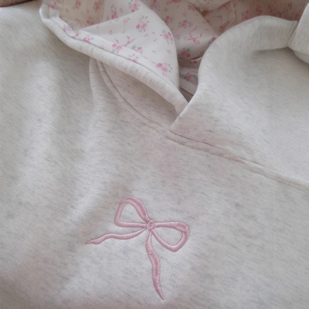 Damen-Hoodie mit floralem Stickdesign und bedrucktem Kapuzenfutter Shop Nory