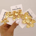 Damen Haarklammern Set mit floralem Design und eleganten Perlenakzenten Shop Nory