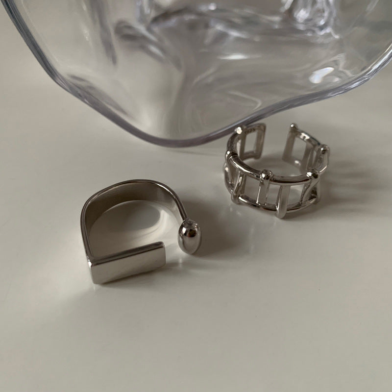 Damen Offener Ring mit minimalistischer sowie eleganter Krümmung und funkelndem Akzent Shop Nory