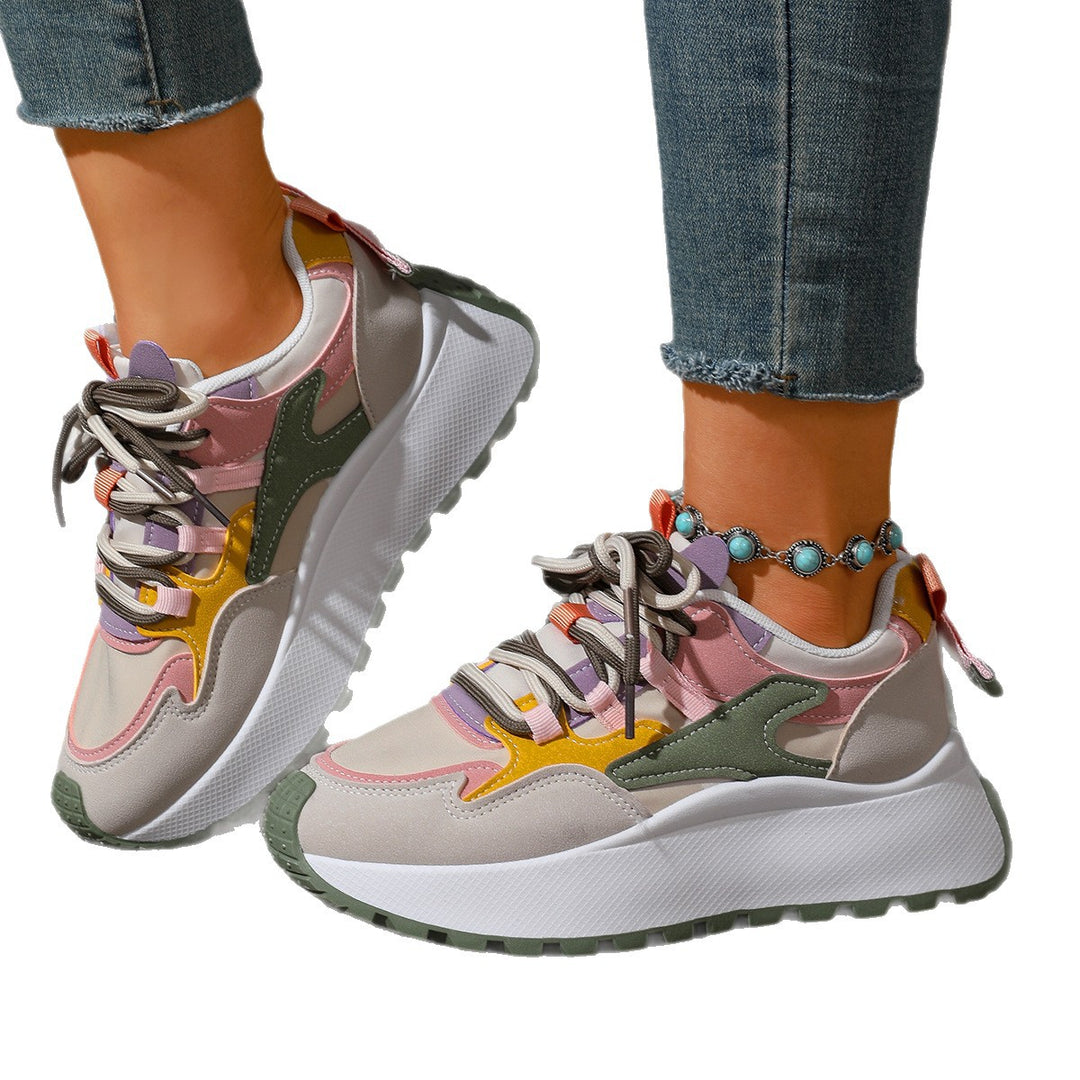 Damen Plateau-Sneaker mit mehrlagigem Obermaterial, gepolsterter Ferse und griffiger Profilsohle Shop Nory