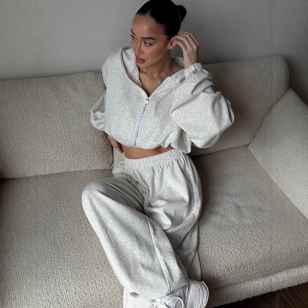Damen Cropped-Zip-Hoodie und weite High-Waist-Loungehose Zweiteiler Shop Nory