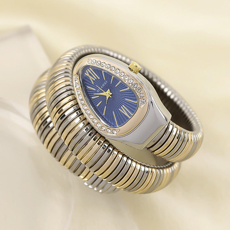 ShopNory | Schlangenuhr mit Quarzbewegung und Persönlichem Armband