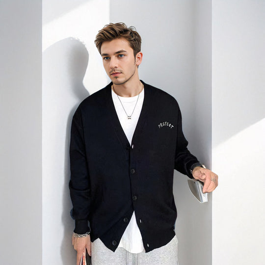 Herren Oversized Grafik‑Intarsienpullover mit tiefem Rückmotiv und Rundhalsausschnitt Shop Nory