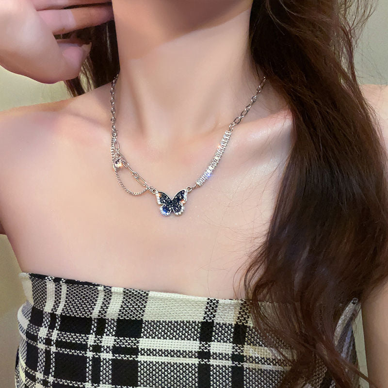 Damen Halskette mit verspieltem Schmetterlingsanhänger und eleganten Gliederketten Shop Nory