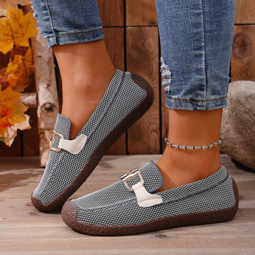 Damen leichte Slip-On Mokassins mit atmungsaktivem Mesh-Obermaterial und modischer Schnallenverzierung