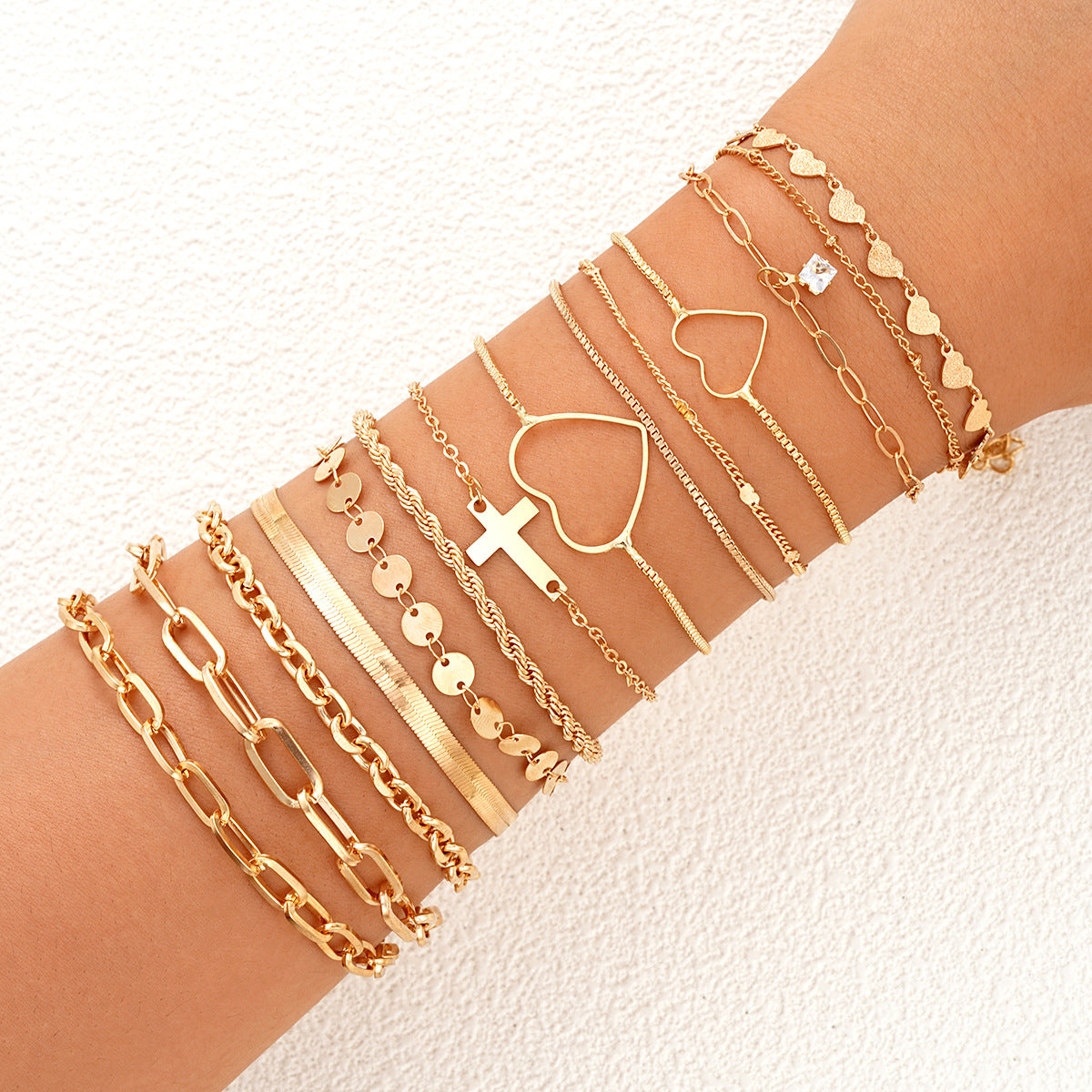 Damen Armband-Kombination mit modischen Herz- und Kreuzdesigns Shop Nory