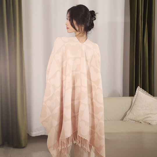 Damen Oversize-Poncho mit Fransen und figurativem Jacquardmuster aus Wollmix Shop Nory