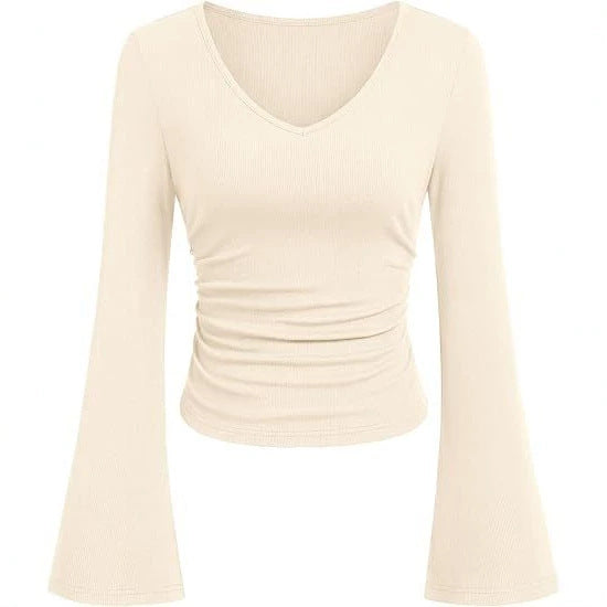 Damen Geripptes Cropped-Top mit V-Ausschnitt, taillierter Raffung und ausgestellten Trompetenärmeln Shop Nory