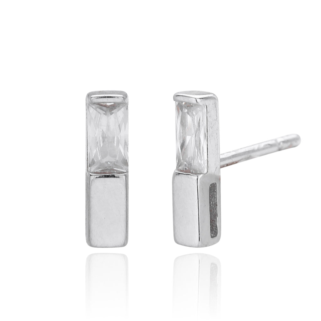 Damen Ohrstecker aus hochwertigem 925 Sterling Silber mit funkelnden Zirkonsteinen Shop Nory