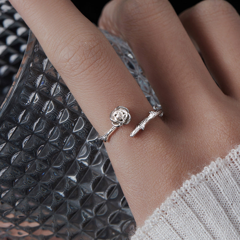 Damenring mit kunstvollem Rosendesign Shop Nory