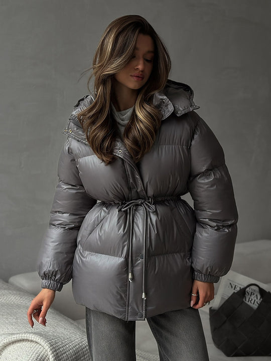 Damen Taillierte Steppjacke in Daunenoptik mit Tunnelzug und Kapuze Shop Nory