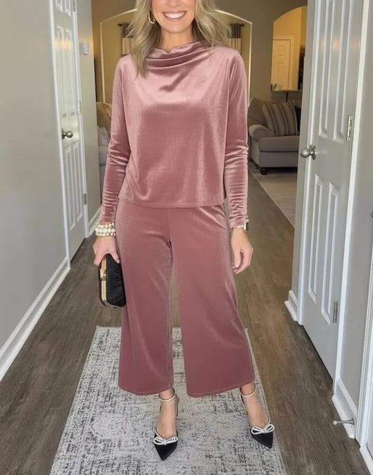 Damen Elegantes Samt-Zweiteiler mit Wasserfallkragen und weiter Culotte-Hose Shop Nory