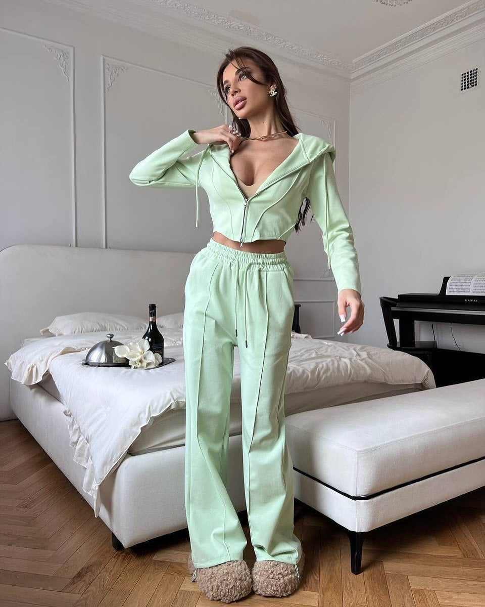 Damen tailliertes Cropped-Kapuzensweatshirt mit verdecktem Reißverschluss und High-Waist Wide-Leg Jogginghose Set Shop Nory