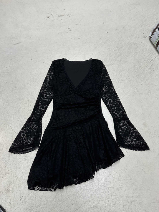 Damen Wickelkleid mit Spitzenärmel und voluminösem Rock