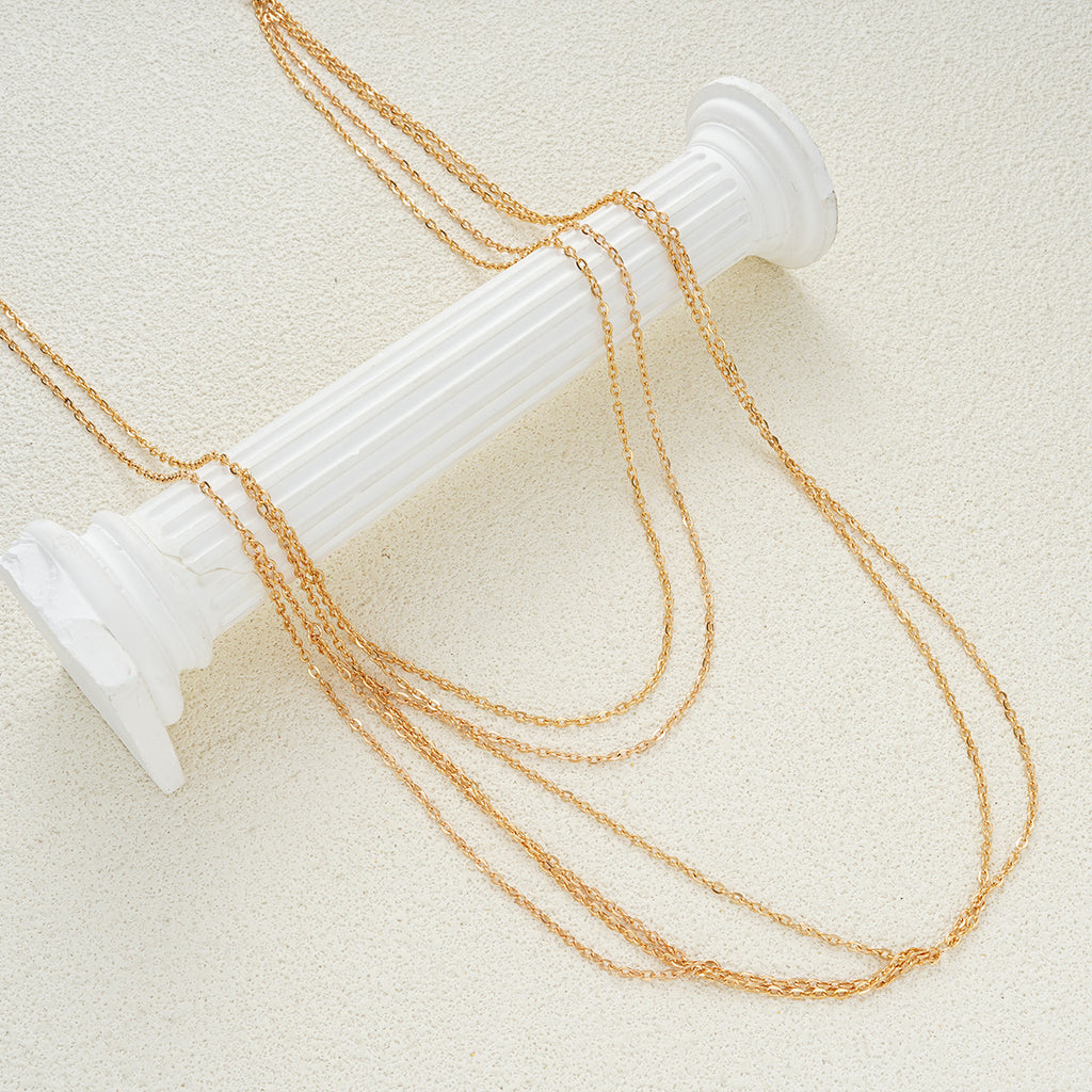 Damen Halskette aus feinen goldfarbenen Gliederketten Shop Nory