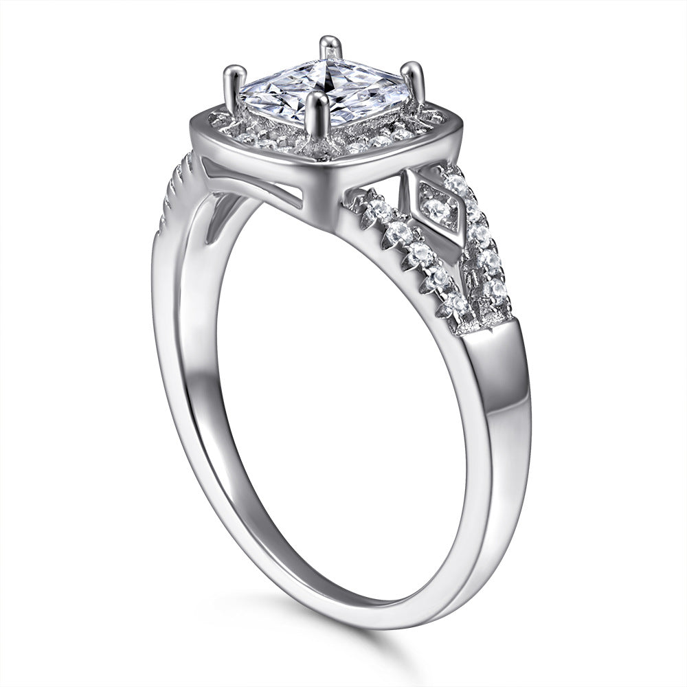 Damen eleganter Verlobungsring mit quadratischem Hauptstein und funkelnden Zirkonia-Details Shop Nory