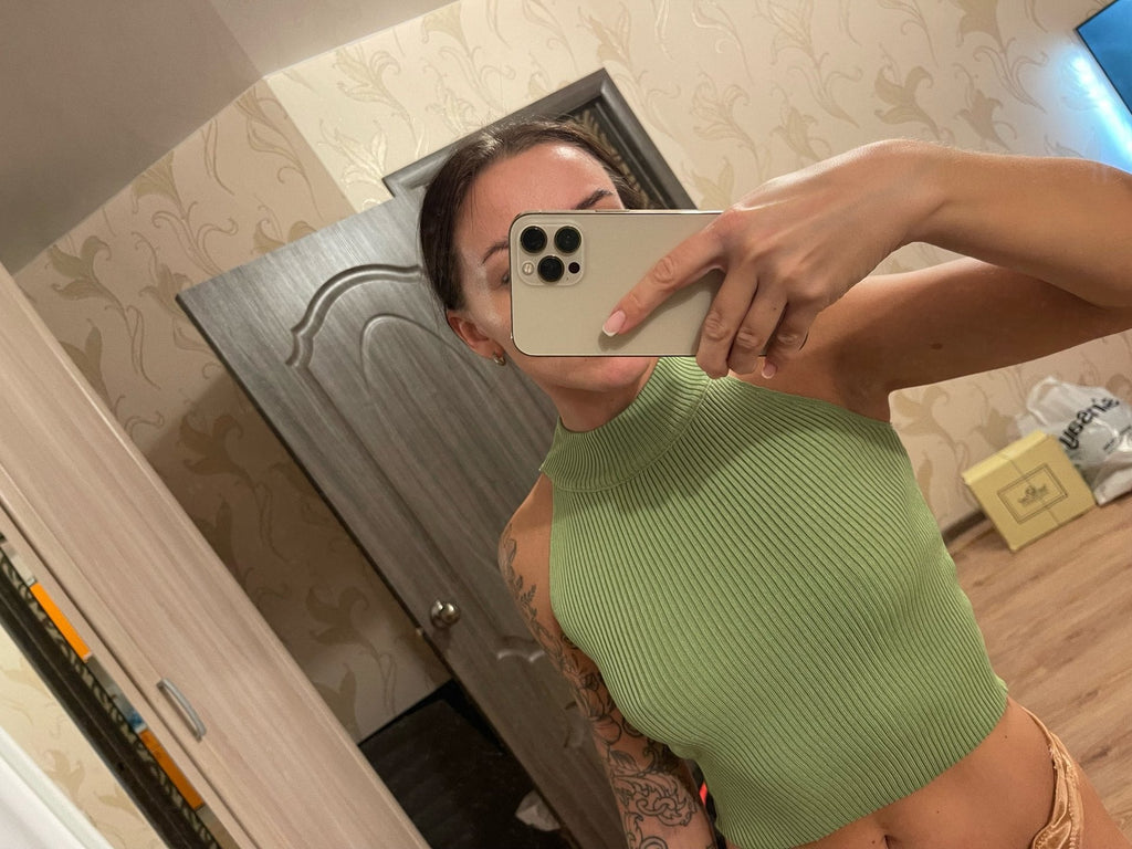 Damen Crop-Top mit hohem Kragen und Rippstruktur