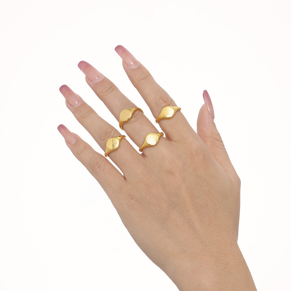 Damen massiver Ring mit elegantem, graviertem Design Shop Nory