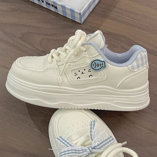 Damen Verspielte Sneakers mit einzigartiger Katzenapplikation