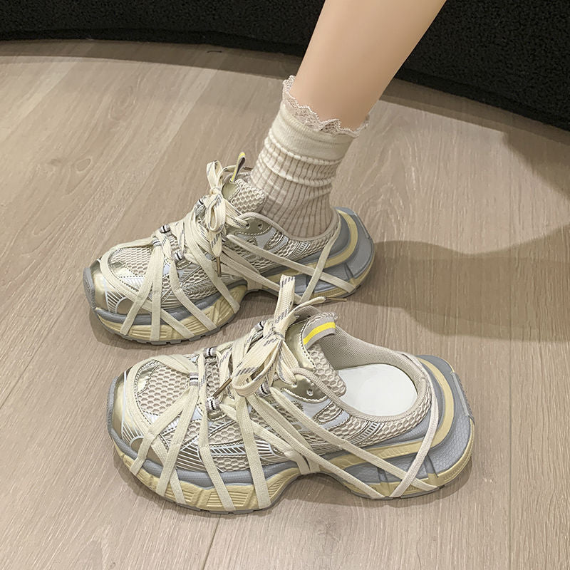 Damen Chunky-Sneaker mit mehrfachen Zier‑Riemen, atmungsaktivem Mesh und ergonomischer Plateau-Sohle Shop Nory