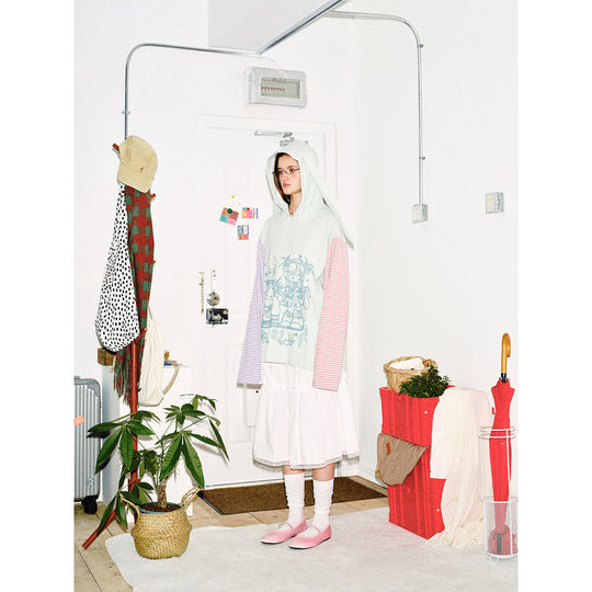 Damen Hoodie mit Kapuze und Hasenohren, gestreiften Ärmeln und Manga‑Print Shop Nory