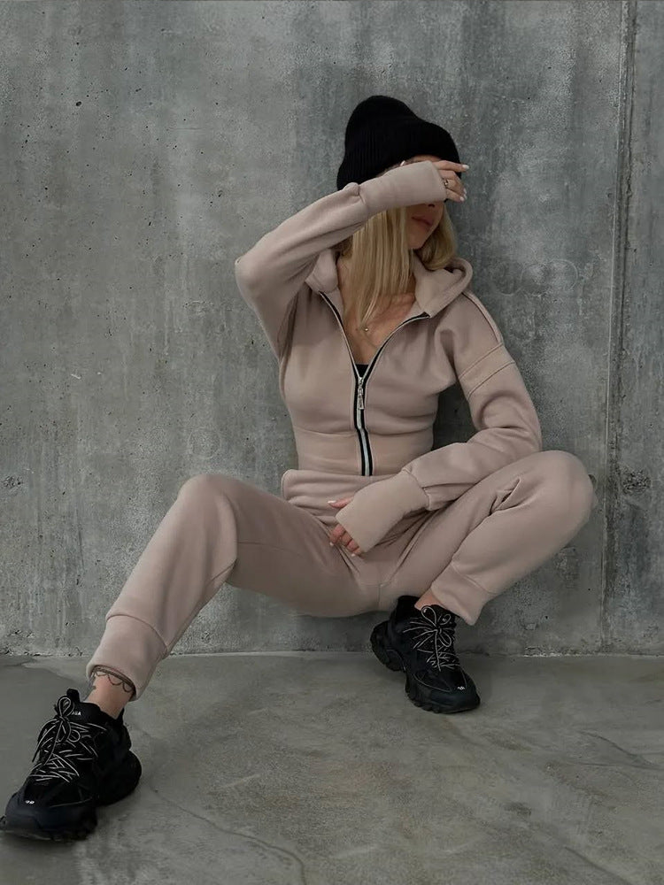 Damen Figurbetontes Kapuzen-Loungewear-Set mit tailliertem Zip-Hoodie und High-Waist Jogginghose Shop Nory