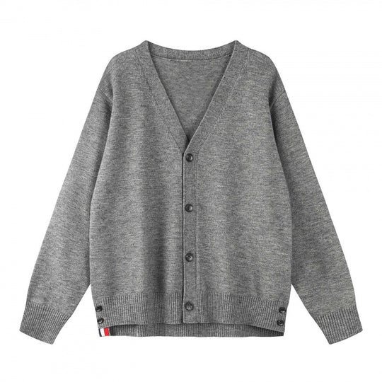 Unisex Oversize V‑Neck Strickcardigan mit Knopfleiste und Seitendruckknöpfen Shop Nory