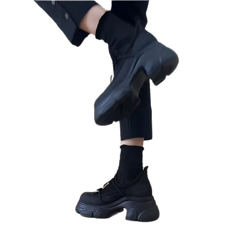 Damen Skulpturale Plateau‑Sneaker mit überhöhter Chunky‑Sohle und dekorativem Schleifenriemen Shop Nory