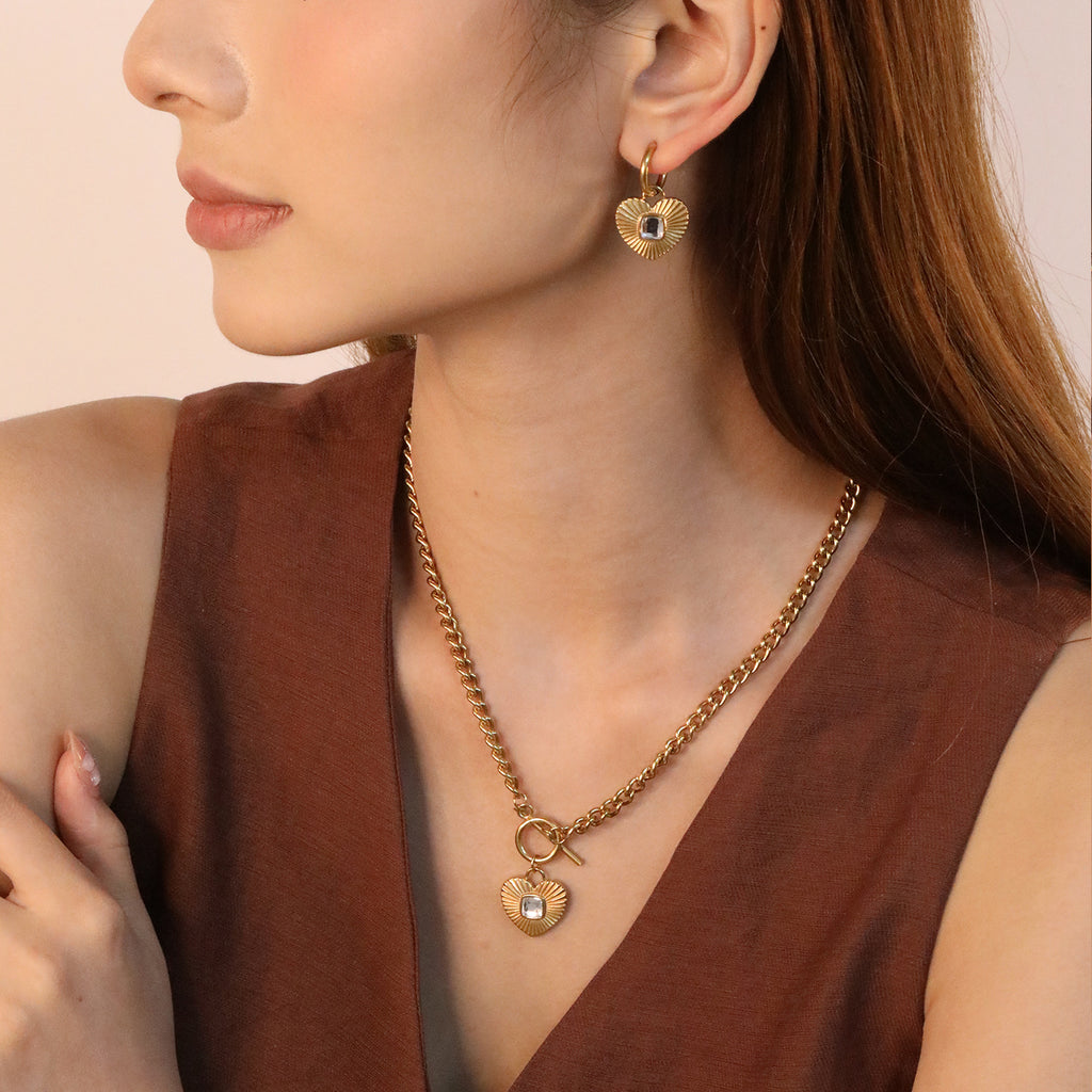 Damen Schmuckset mit herzförmigem Anhänger aus hochwertigem Edelstahl und funkelnden Kristallen Shop Nory